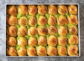 Ağrı pasta el-emegi-goz-nuru-2-5-kg-baklava_251_1771368508.jpg